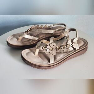 Tan/Gold Solanz Strappy Sandal